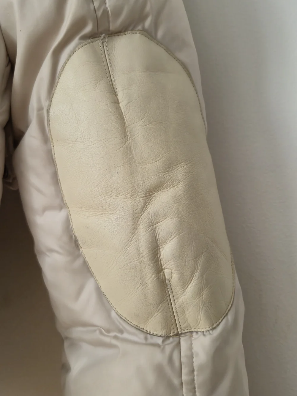 Mackage Ivory Down Puffer Bomber Jacket Fur Trim Leather Accents - Picture 10 of 16